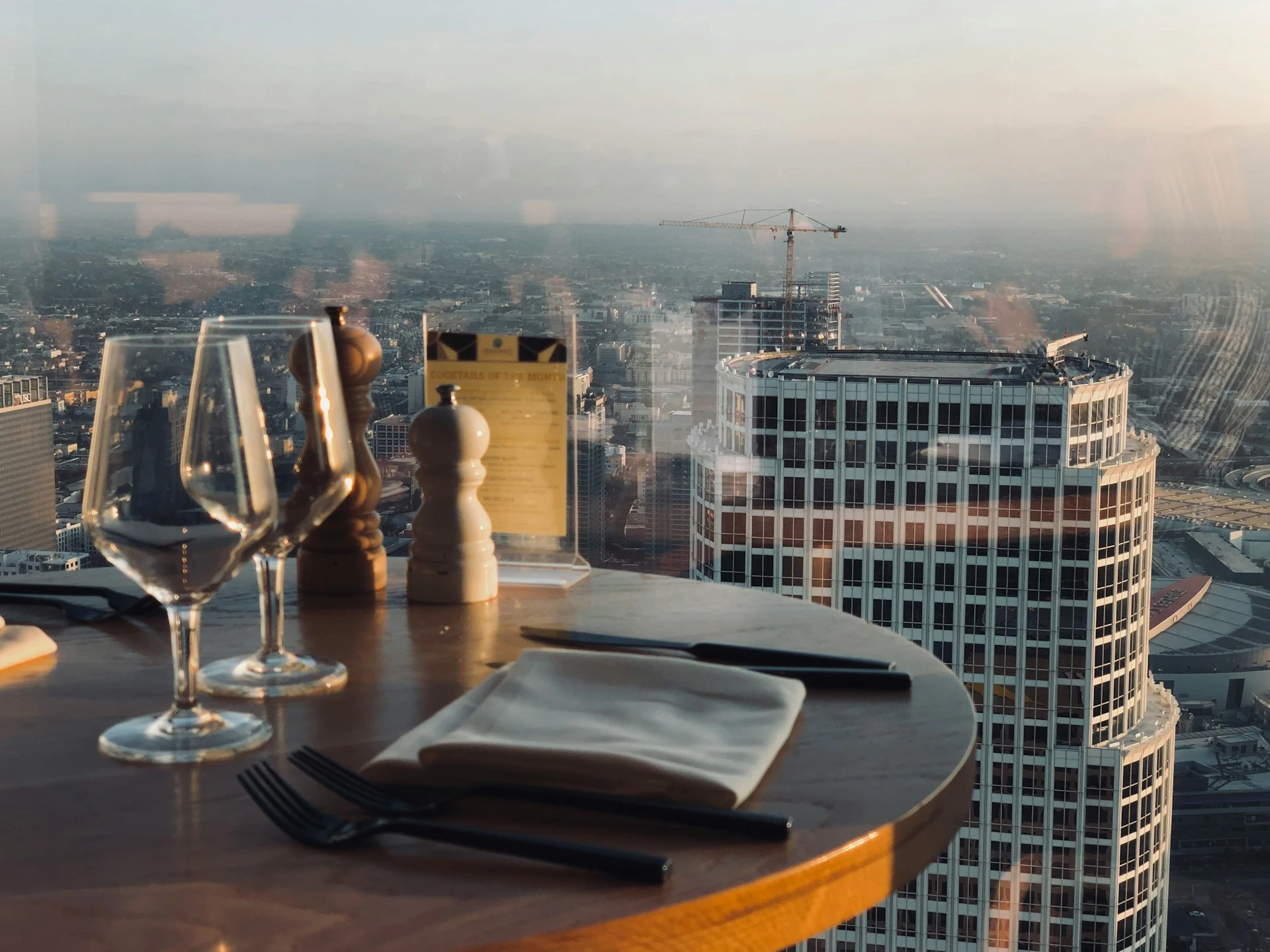 Fine dining и rooftop заведения